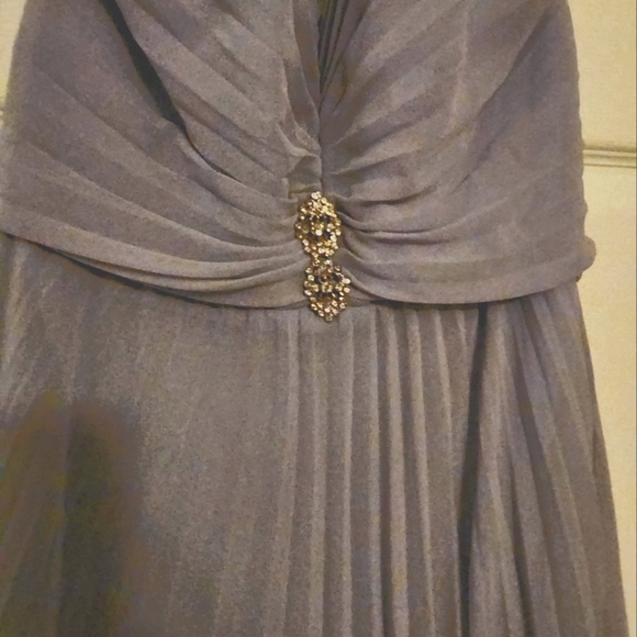 Lilac Raylia Dress Size 8 - Picture 2 of 4